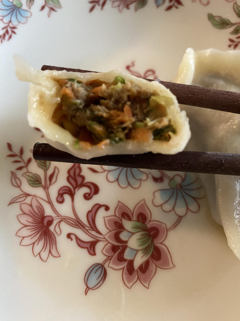 胡萝卜牛肉香菜饺子