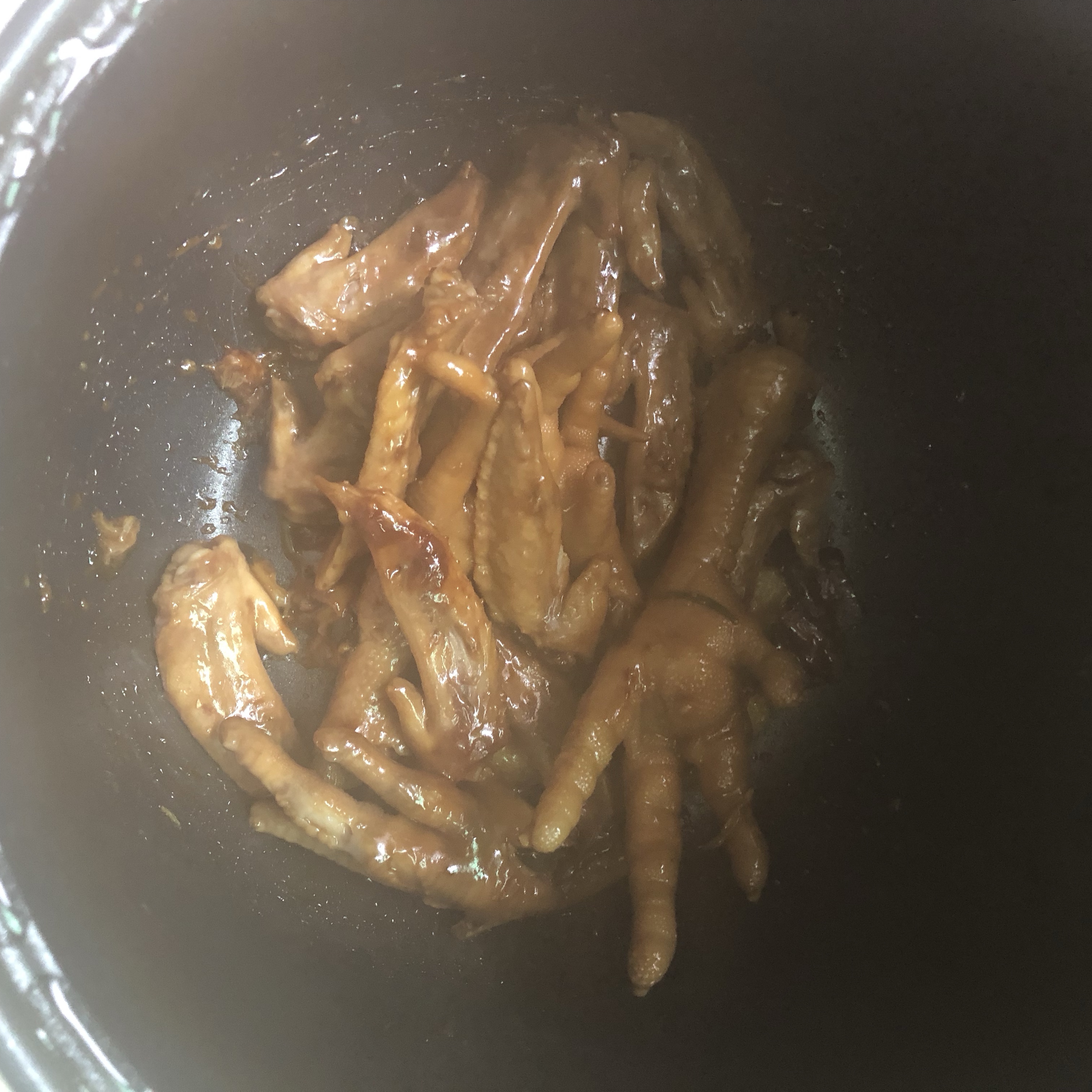 电饭锅煮翅尖，鸡爪的做法 步骤4