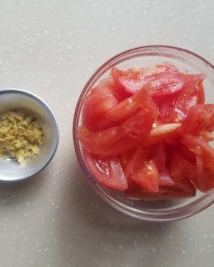 西红柿锅（天冷必吃）的做法 步骤1