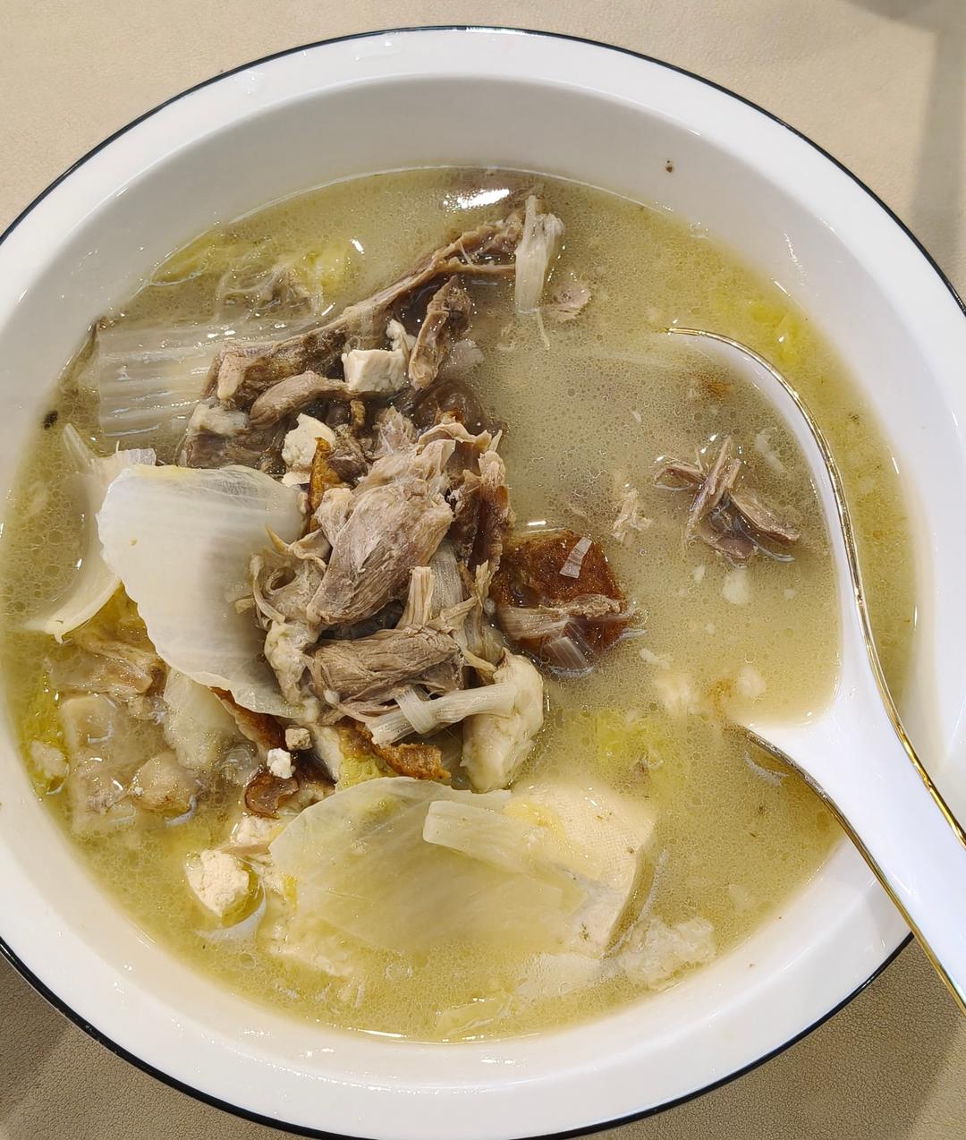 奶白鸭架汤（烤鸭）