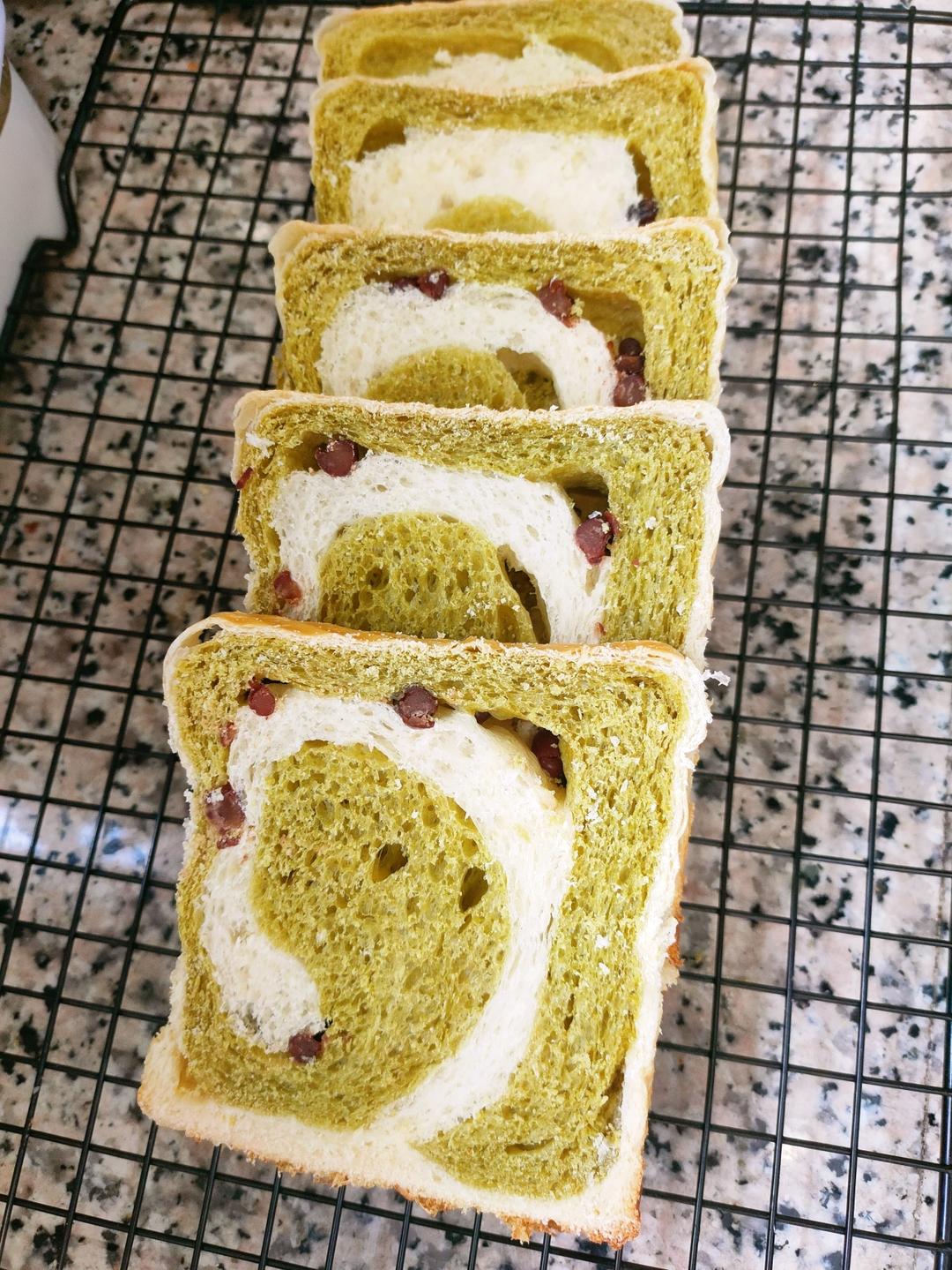 抹茶双色吐司