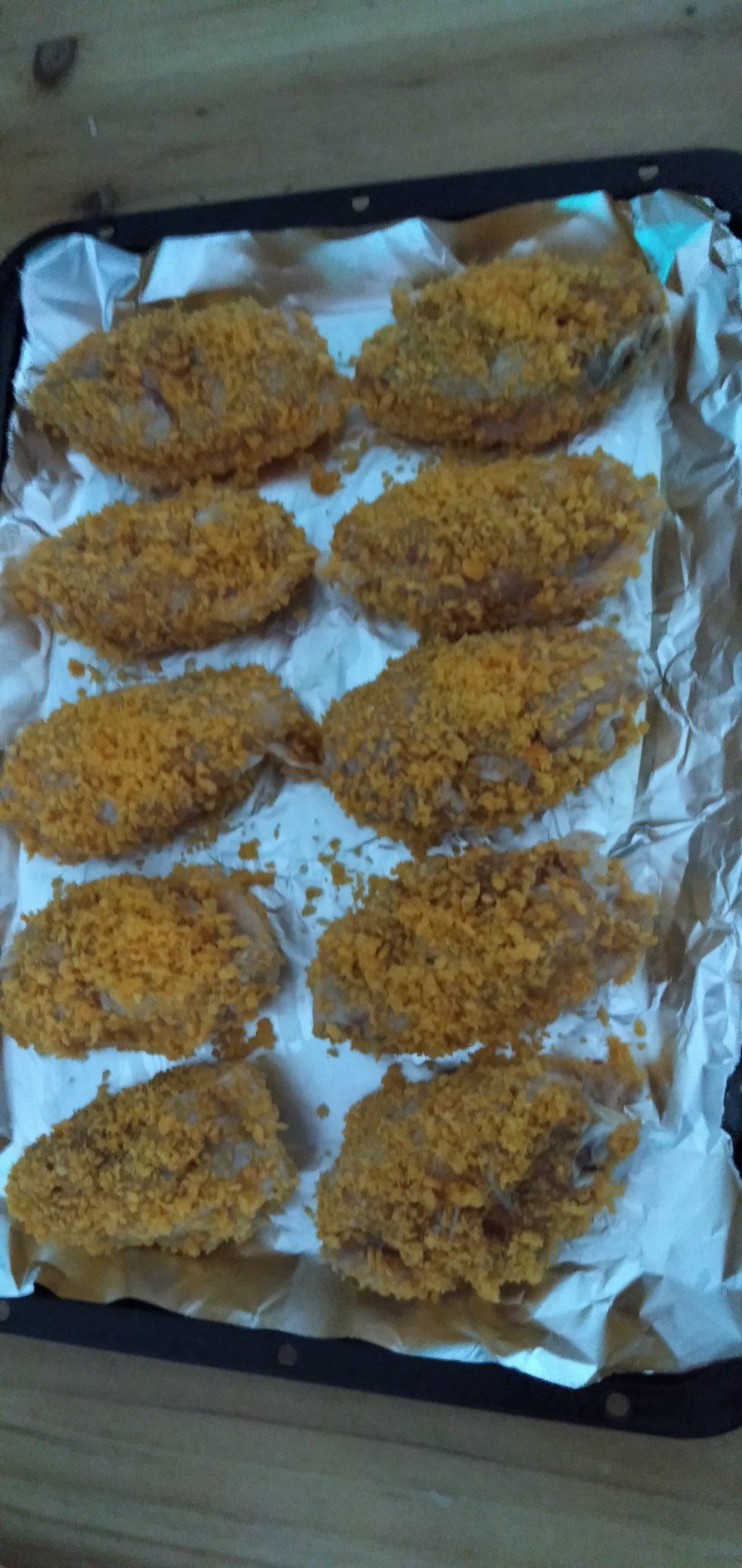 面包糠烤鸡翅