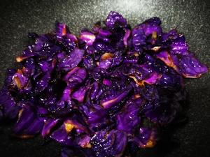 营养美味的素炒紫甘蓝的做法 步骤3