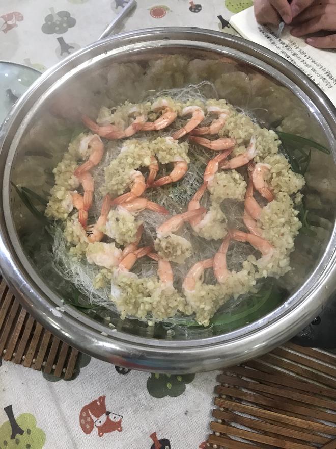 富贵葱烧基围虾的做法