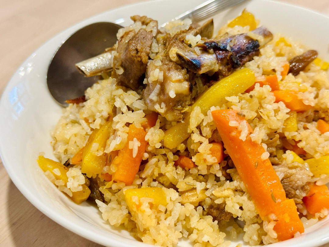新疆羊排抓饭（出锅后米粒分明的秘密）