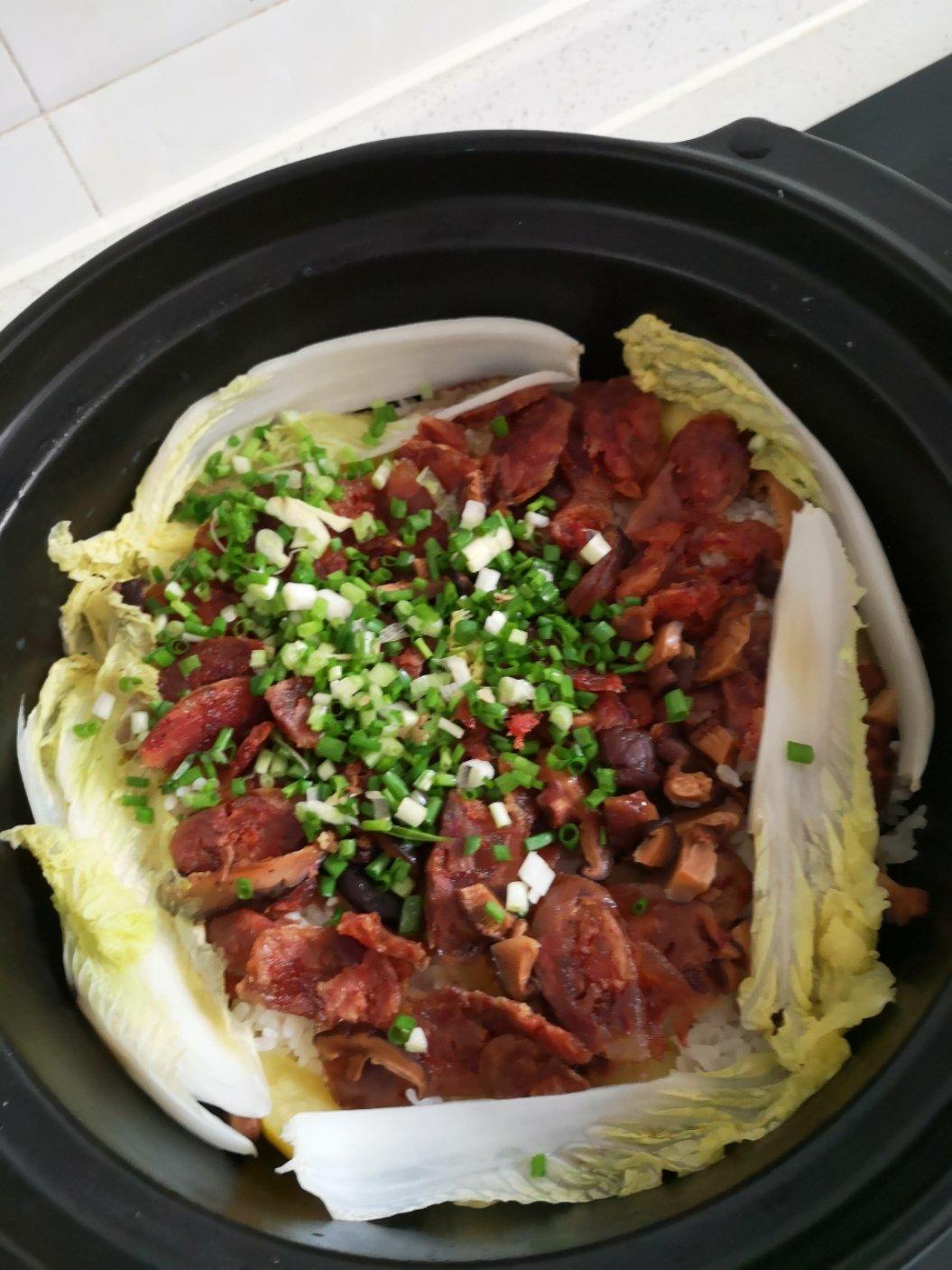 香肠煲仔饭