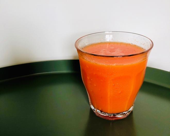 胡萝卜葡萄柚汁的做法
