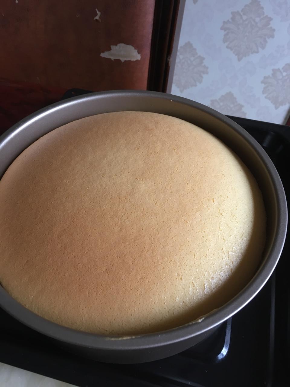 烤箱做蛋糕（戚风蛋糕的做法）