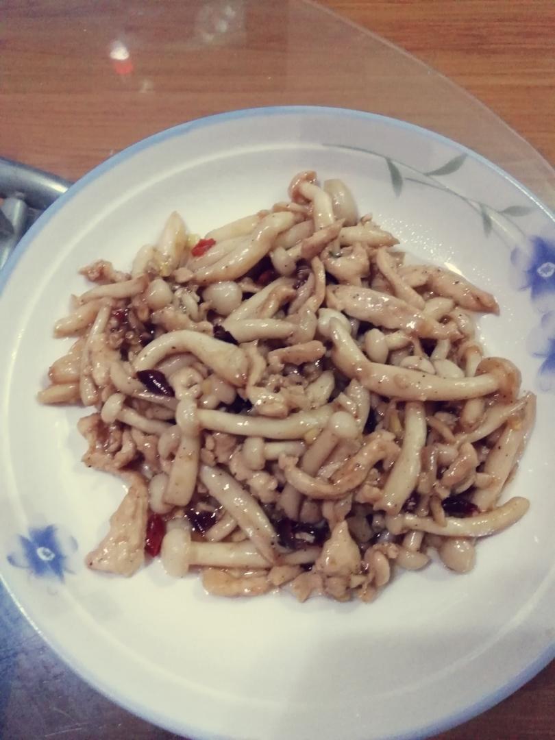 蚝汁海鲜菇炒牛柳