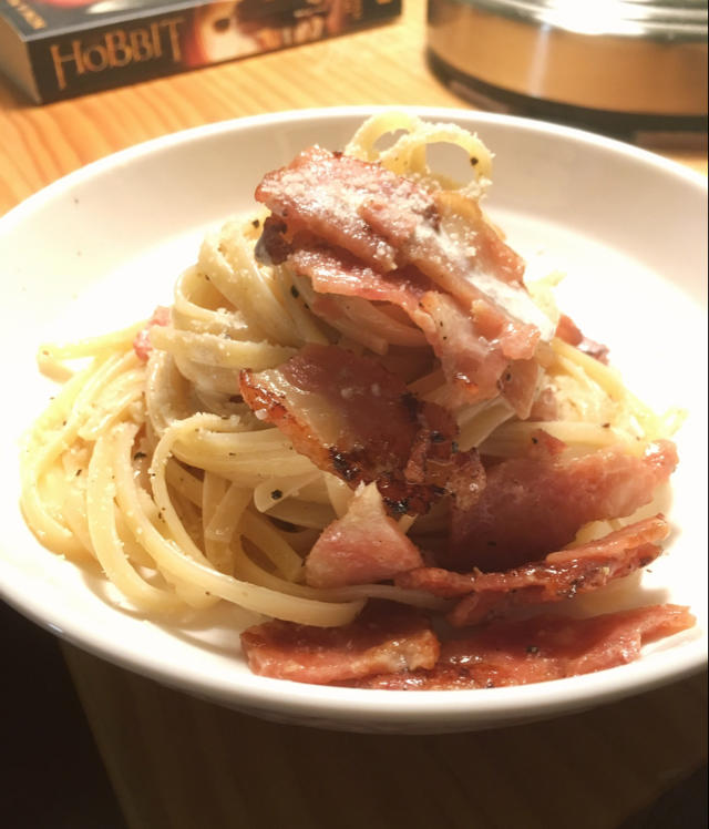 白蘑菇奶油培根意面