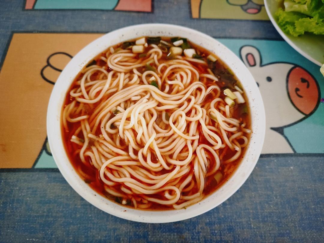 一碗热汤面