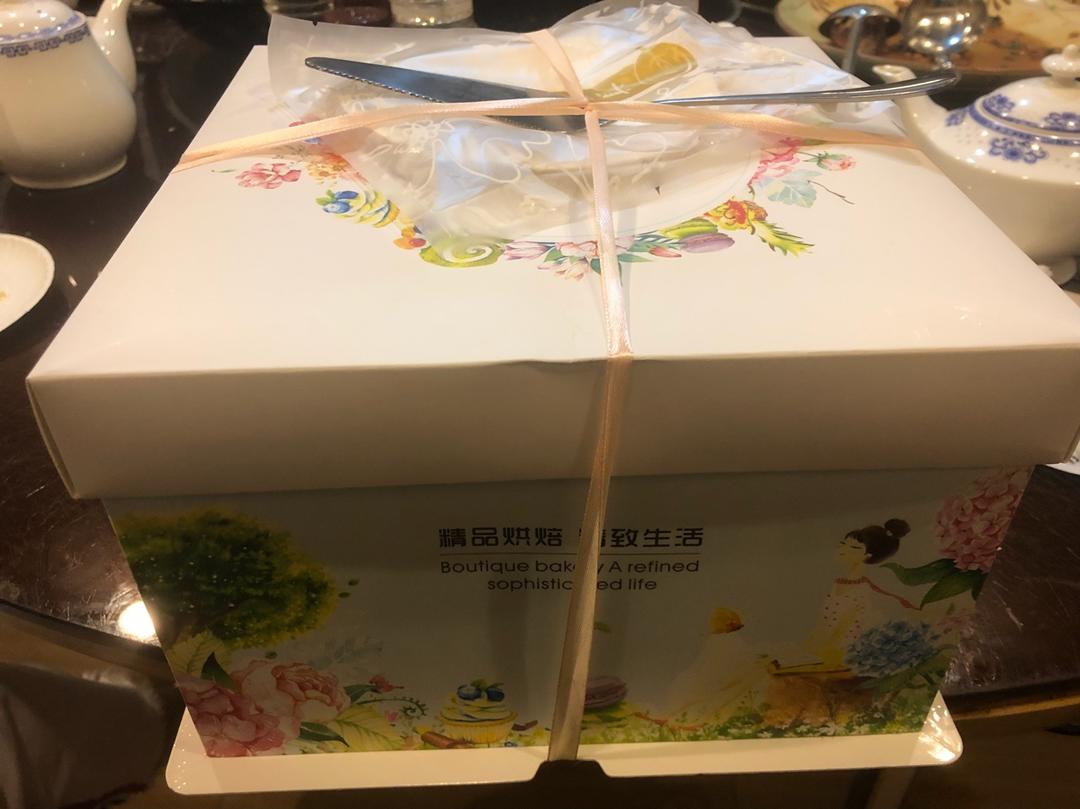 芒果慕斯蛋糕（8寸）