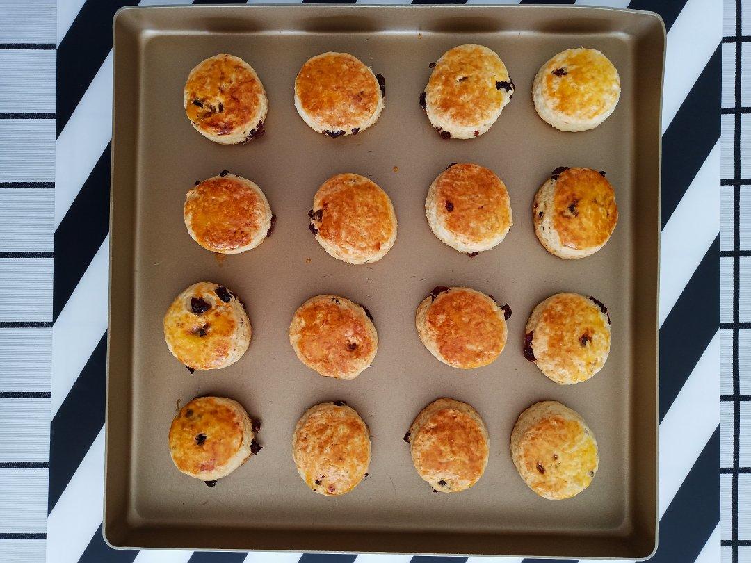 完美裂纹～百分百成功的超好吃奶香司康（禁止搬运）