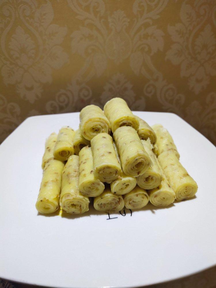 奶香芝麻鸡蛋卷，香软可口，奶香味十足！