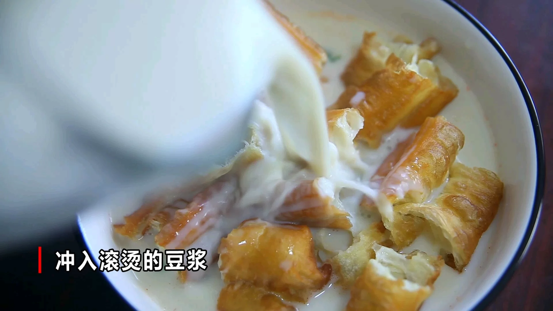 在上海吃一碗豆浆油条都这么有腔调？