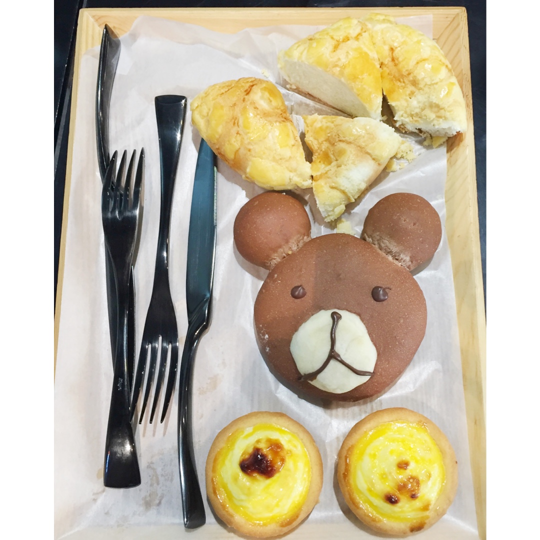 我得意地吃(˶‾᷄ ⁻̫ ‾᷅˵)