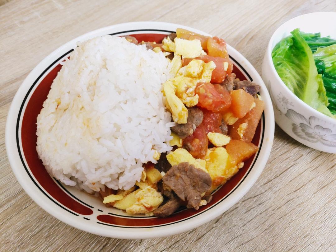 酸甜浓郁～超开胃🔥番茄滑蛋牛肉饭