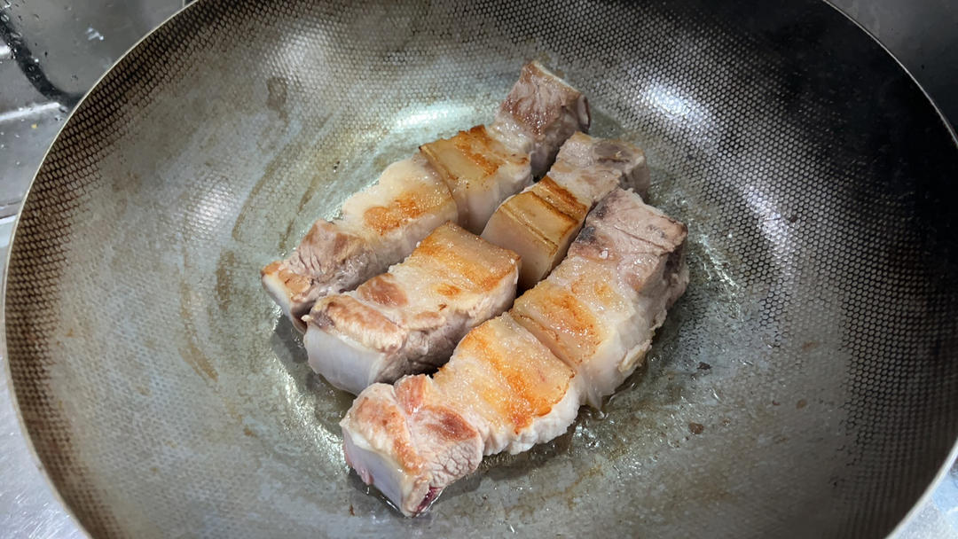 不焯水不放油的家常红烧肉