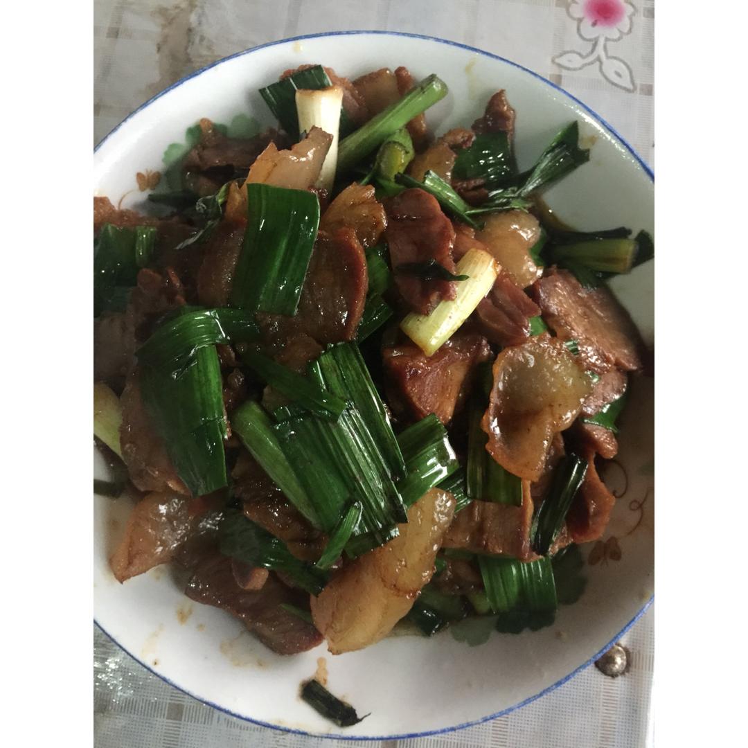青蒜炒腊肉