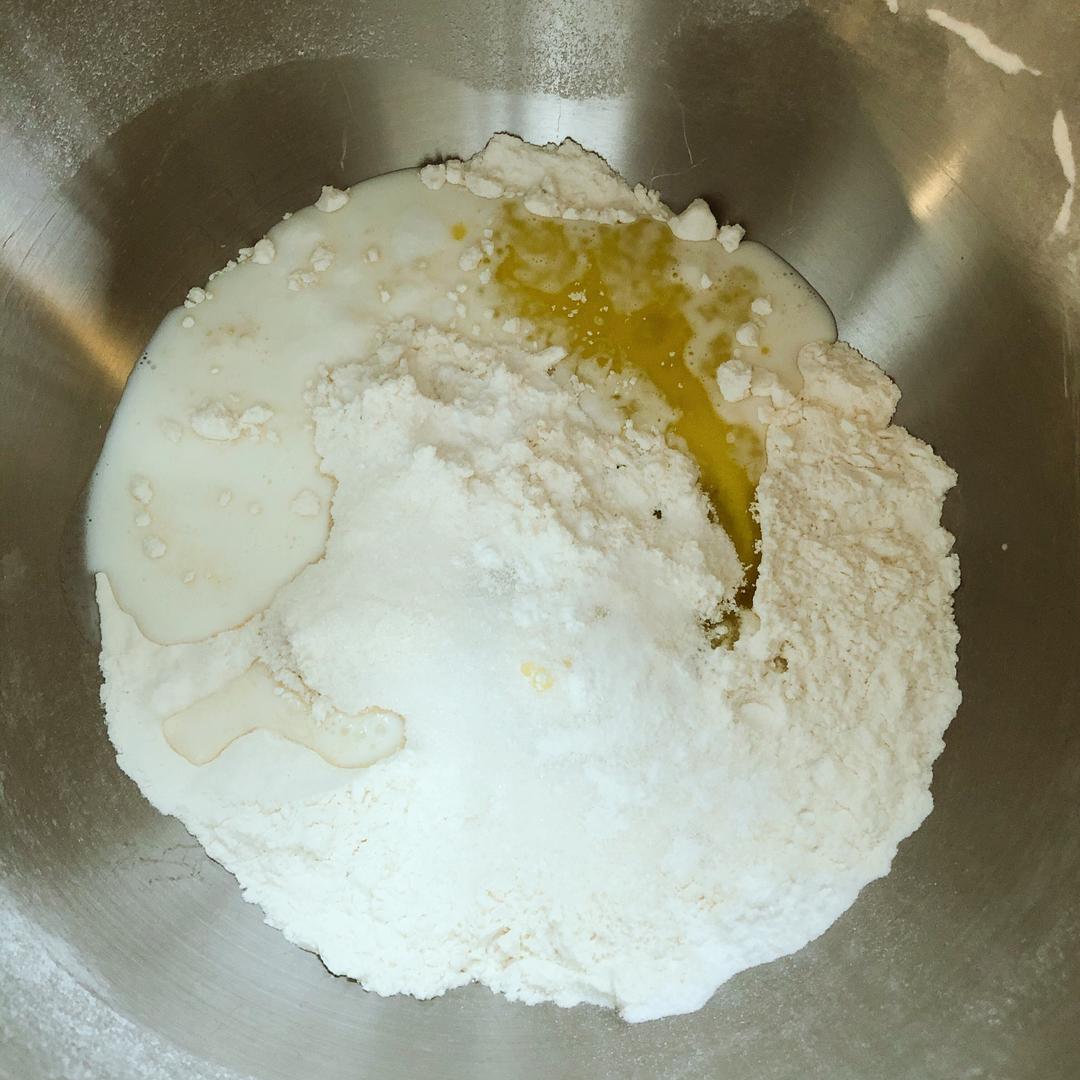 纯奶手撕吐司的做法 步骤1
