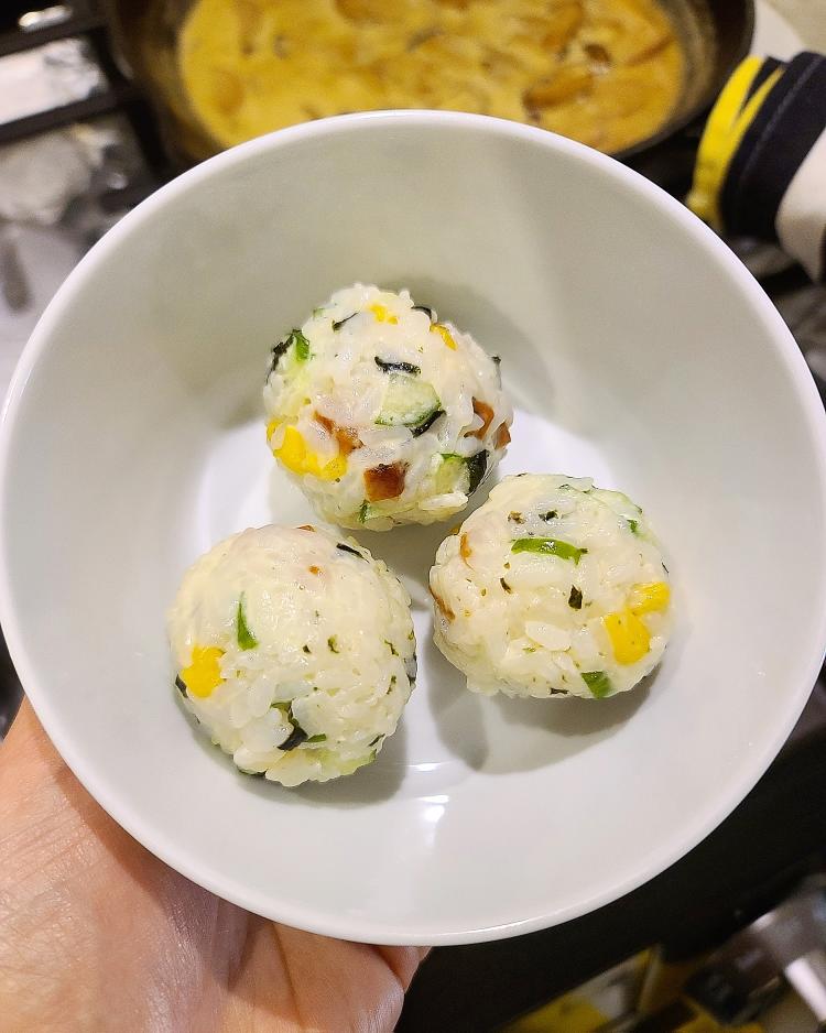 👩‍🍳一口食•迷你小饭团的做法