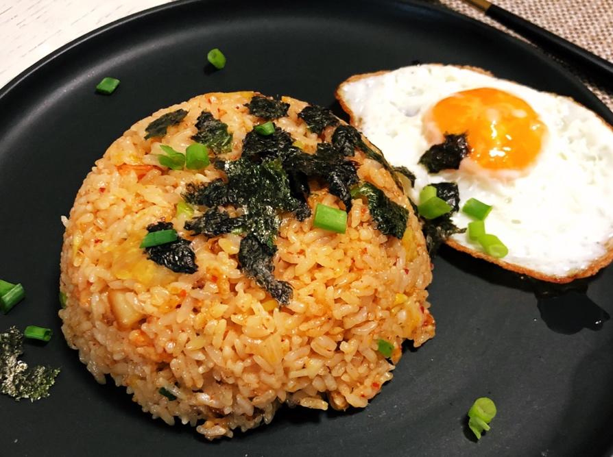 辣白菜鲜虾炒饭