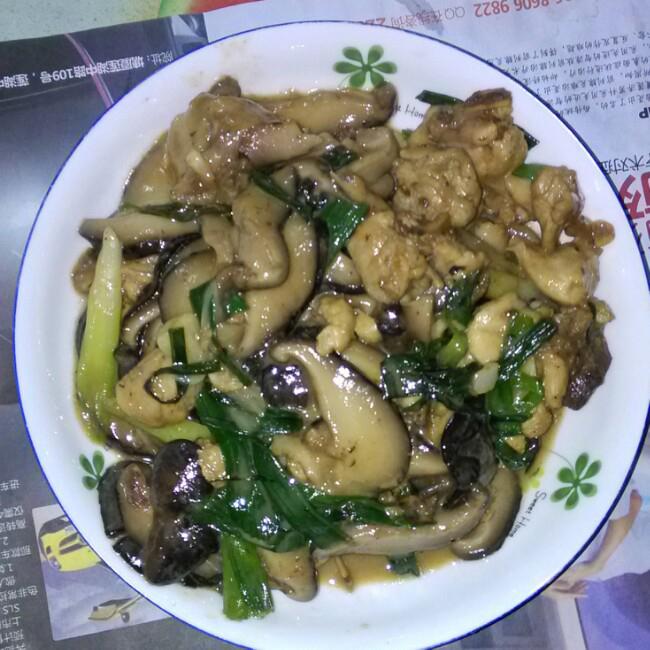 冬菇炒滑鸡
