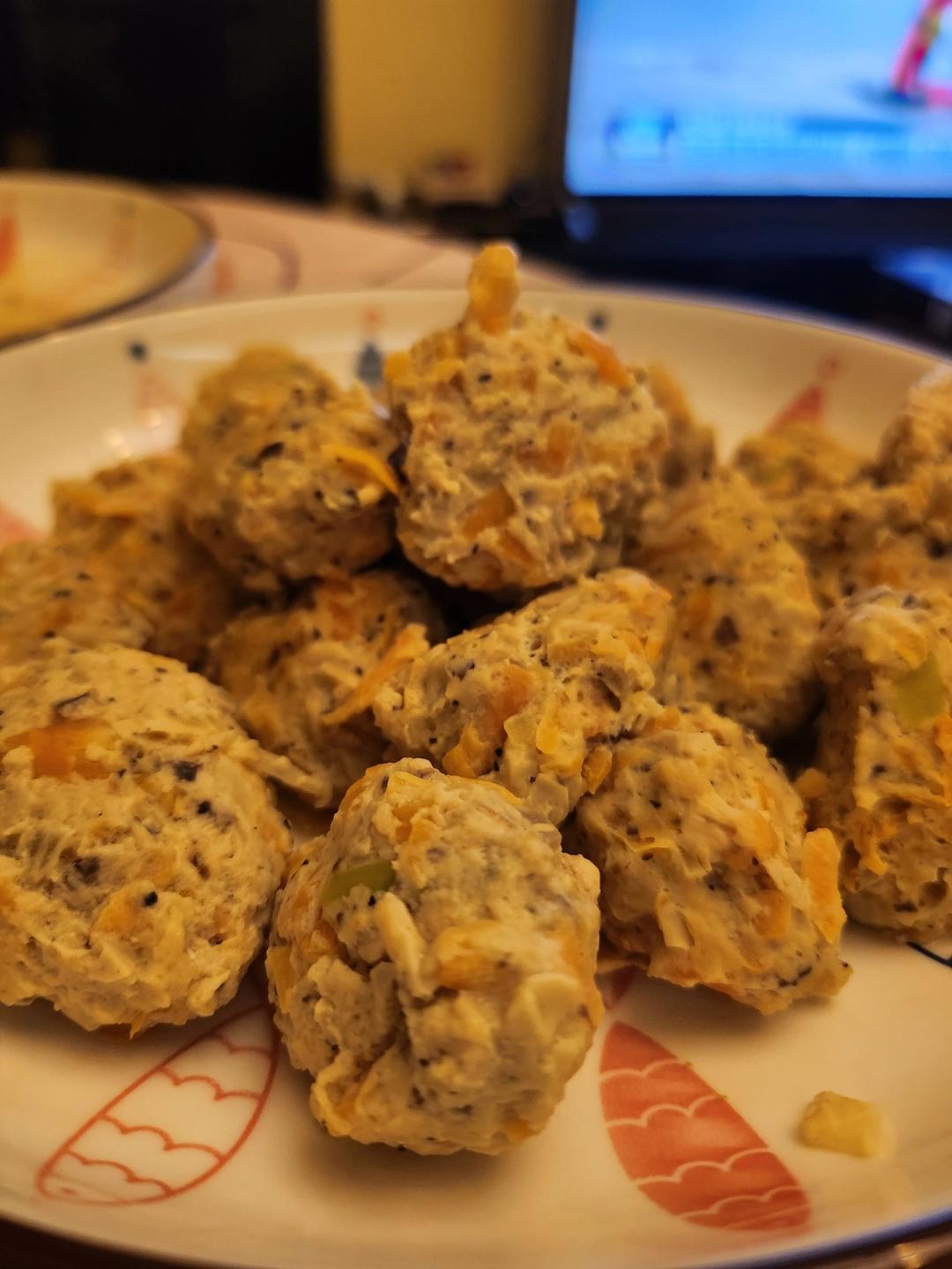 无淀粉鸡胸肉丸子（好吃 不腥 减脂健身必备）