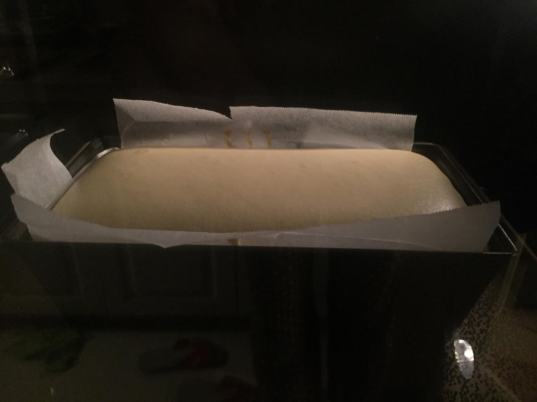 土司盒古早味蛋糕