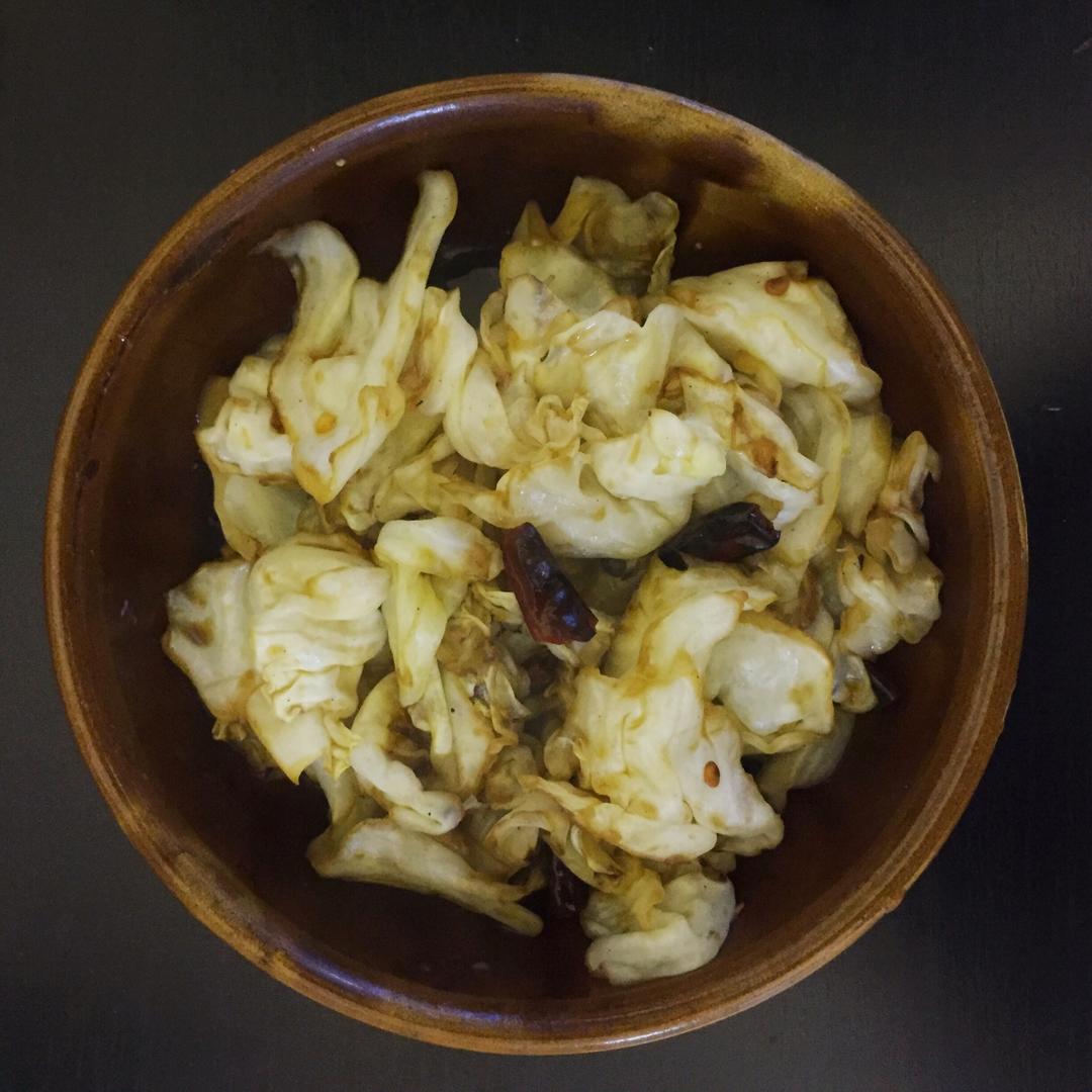 阿婆手撕包菜