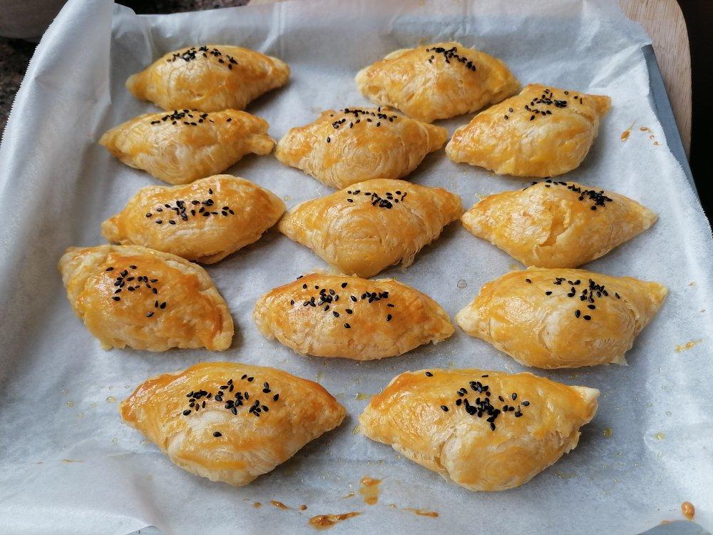 爱雷西做的蛋挞皮版菠萝派懒人版水果派酥酥的派