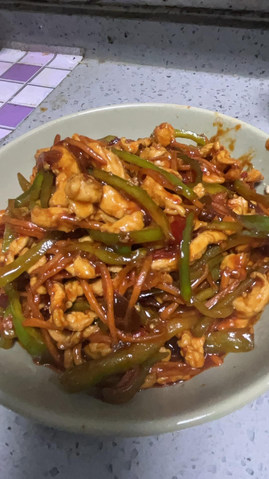 和饭店做的一个味道的酸甜辣鱼香肉丝