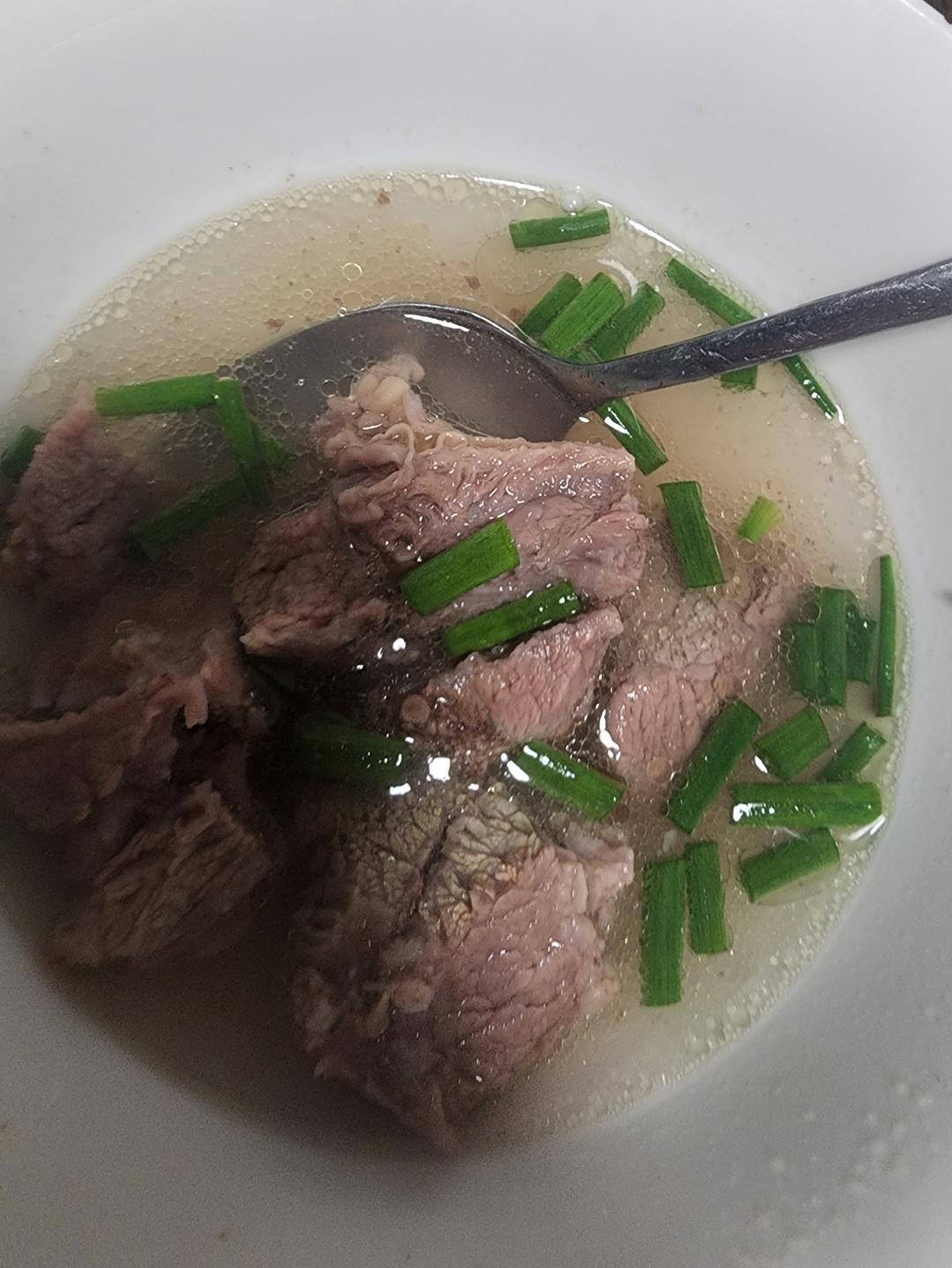 原汁原味清炖牛腩