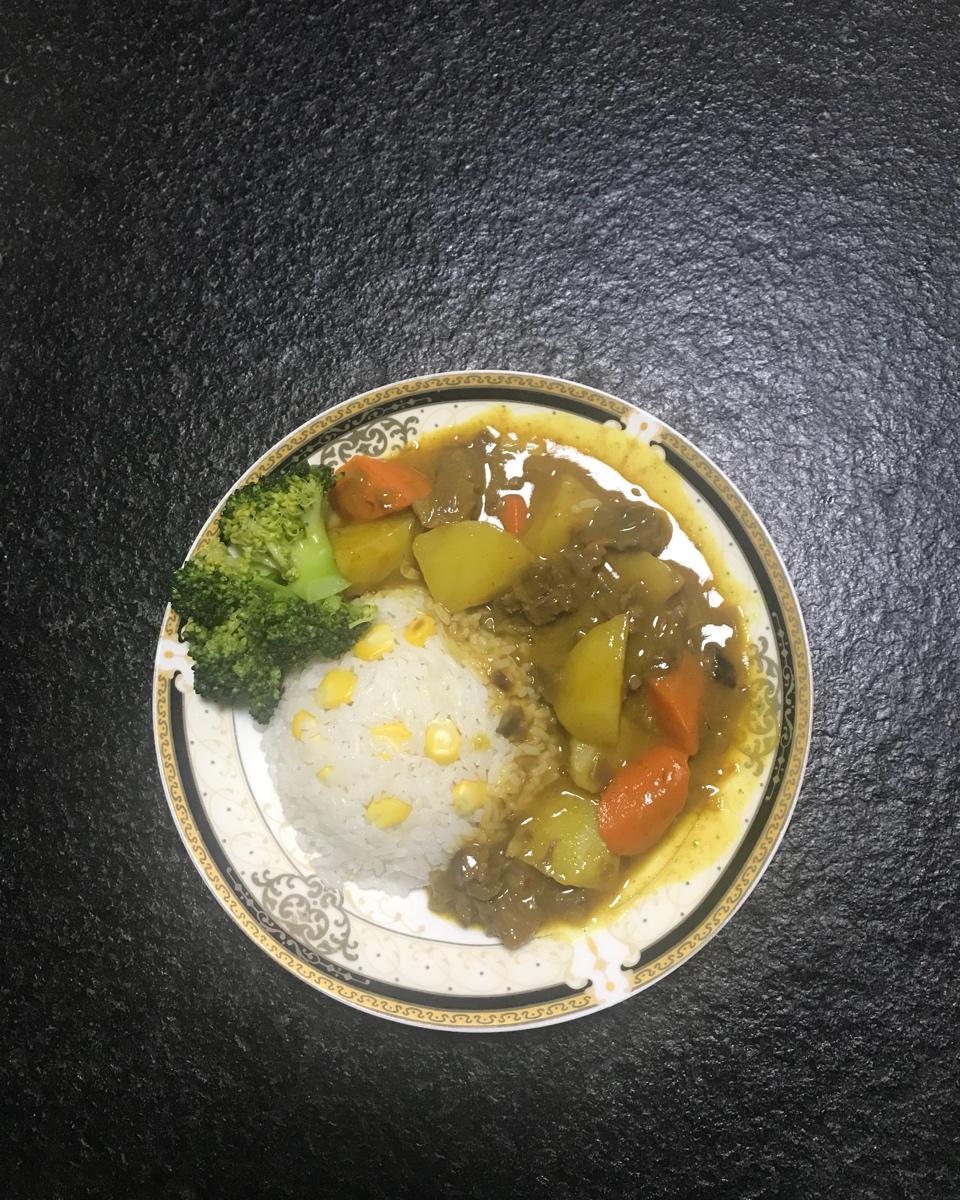 咖喱土豆烧牛肉
