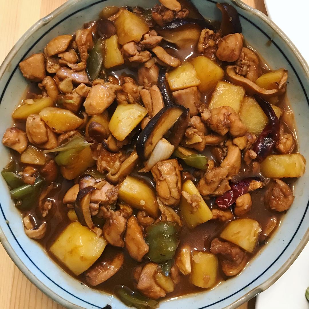 【黄焖鸡米饭】