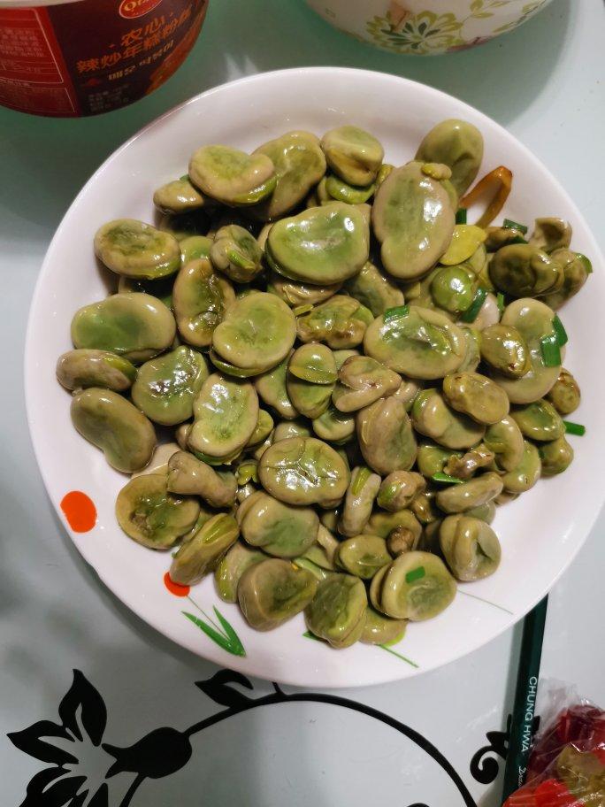 无比鲜美的葱油蚕豆