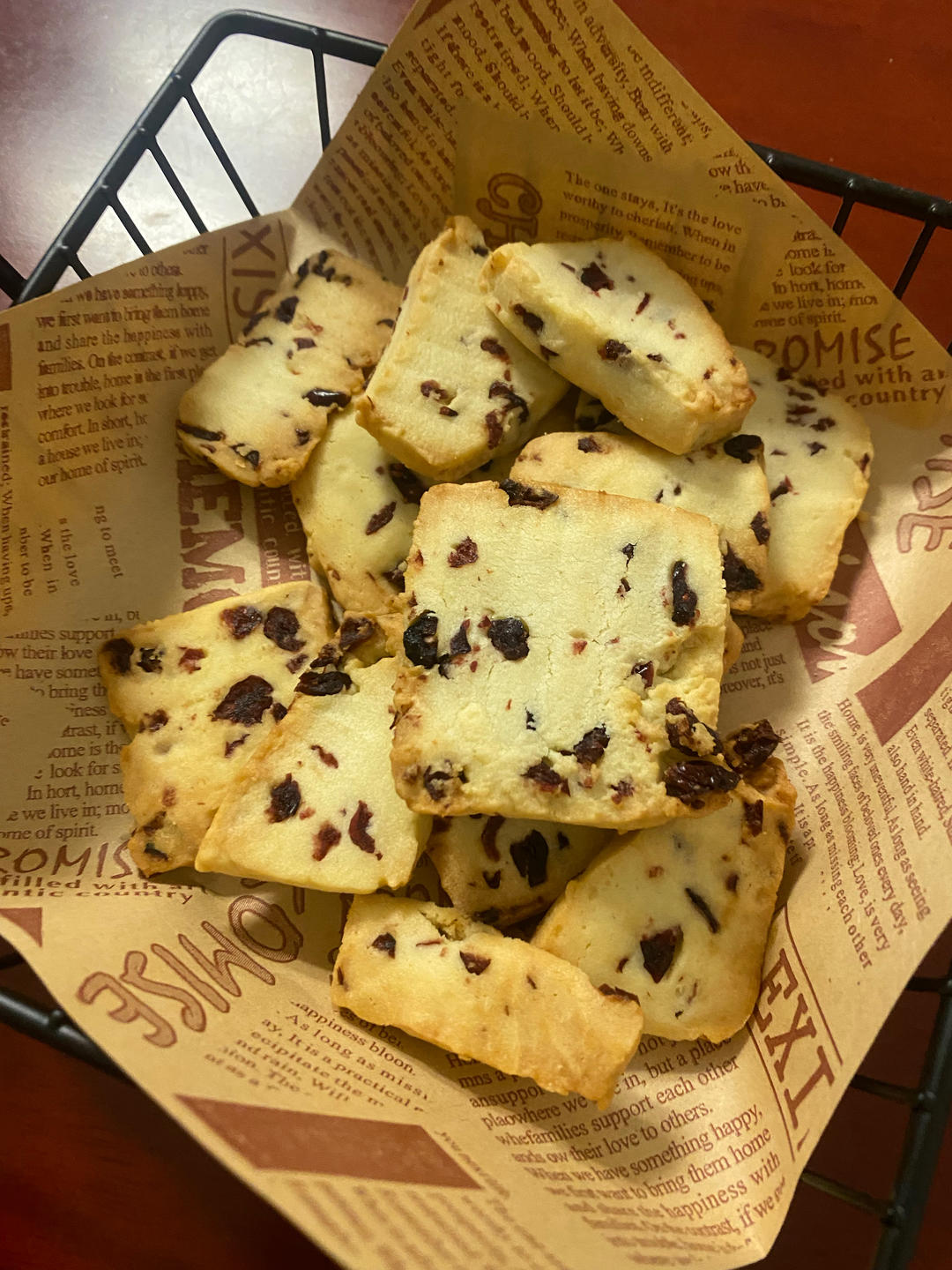 空气炸锅烤蔓越莓饼干