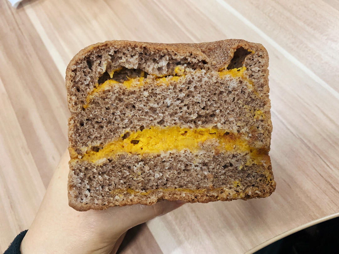 100%黑全麦双种（波兰、汤总）一次发酵无糖柔嫩吐司