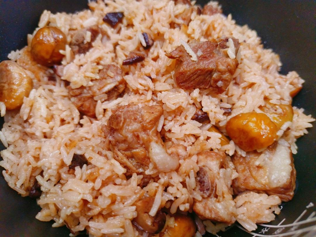 板栗排骨焖饭