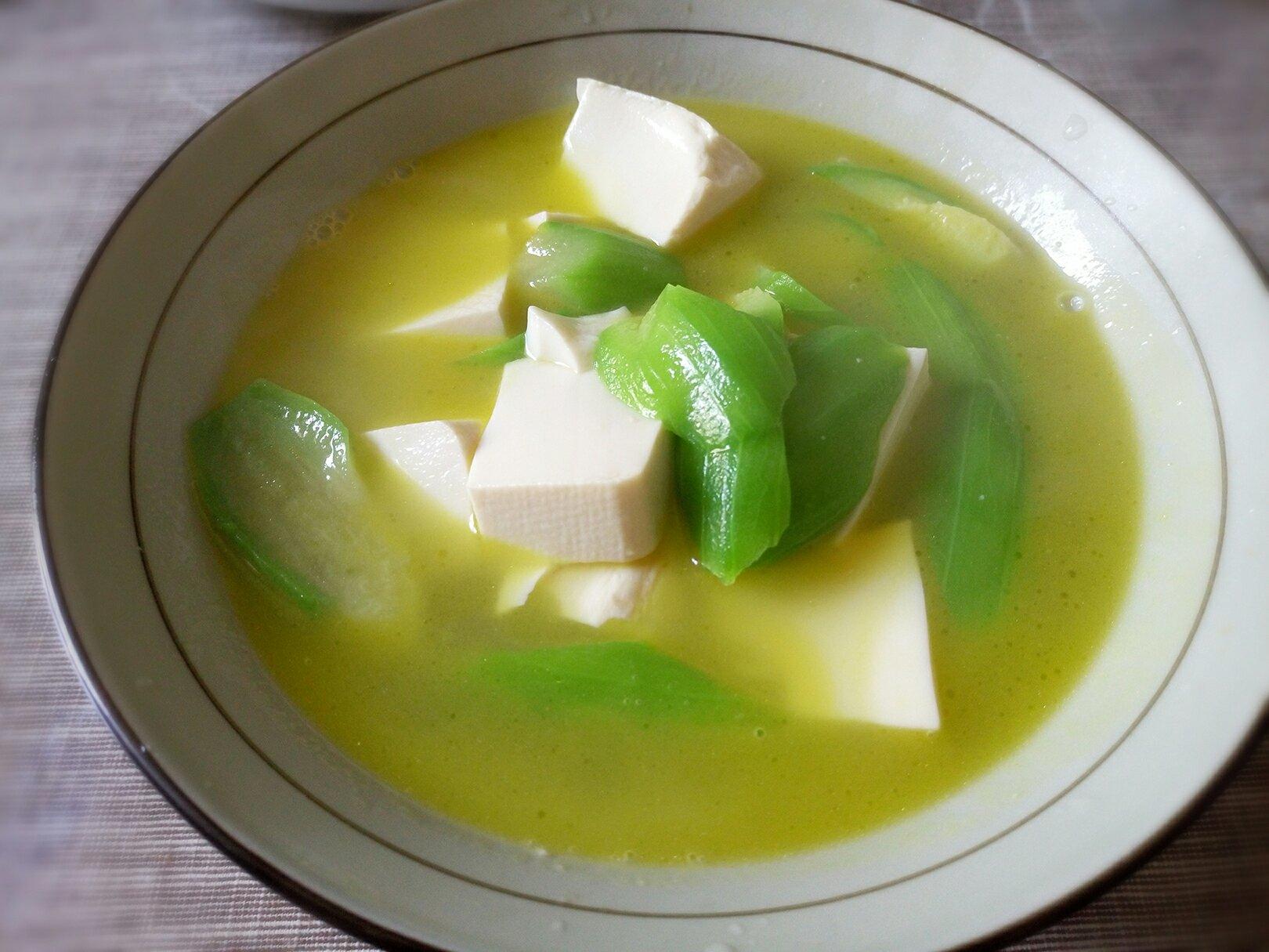 丝瓜豆腐汤
