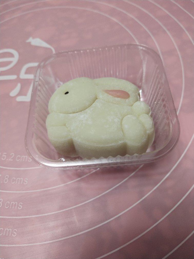《Tinrry+》萌萌的小白兔冰皮月饼，快手简单，冰凉酸甜超解腻！