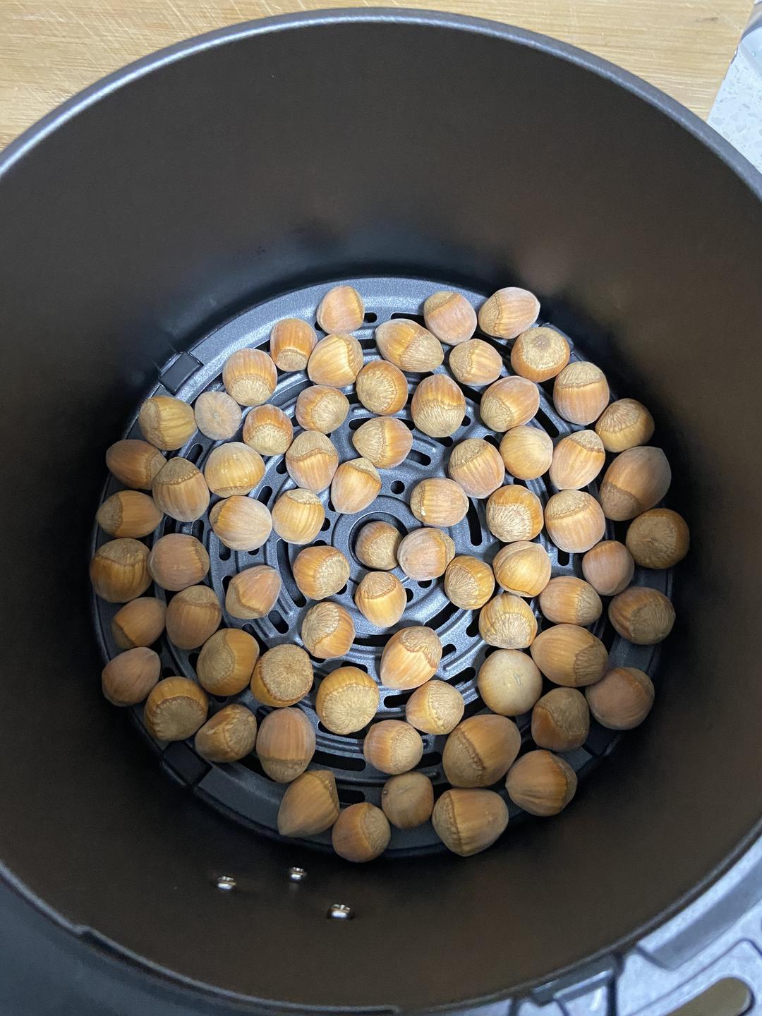 空气炸锅烤榛子的做法