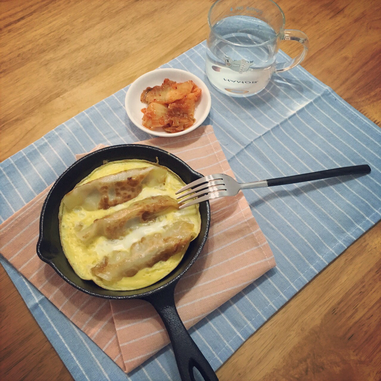 蛋抱煎饺（速冻饺）