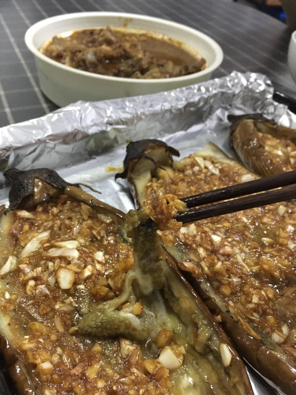 CC招牌菜销魂烤茄子，百吃不厌！