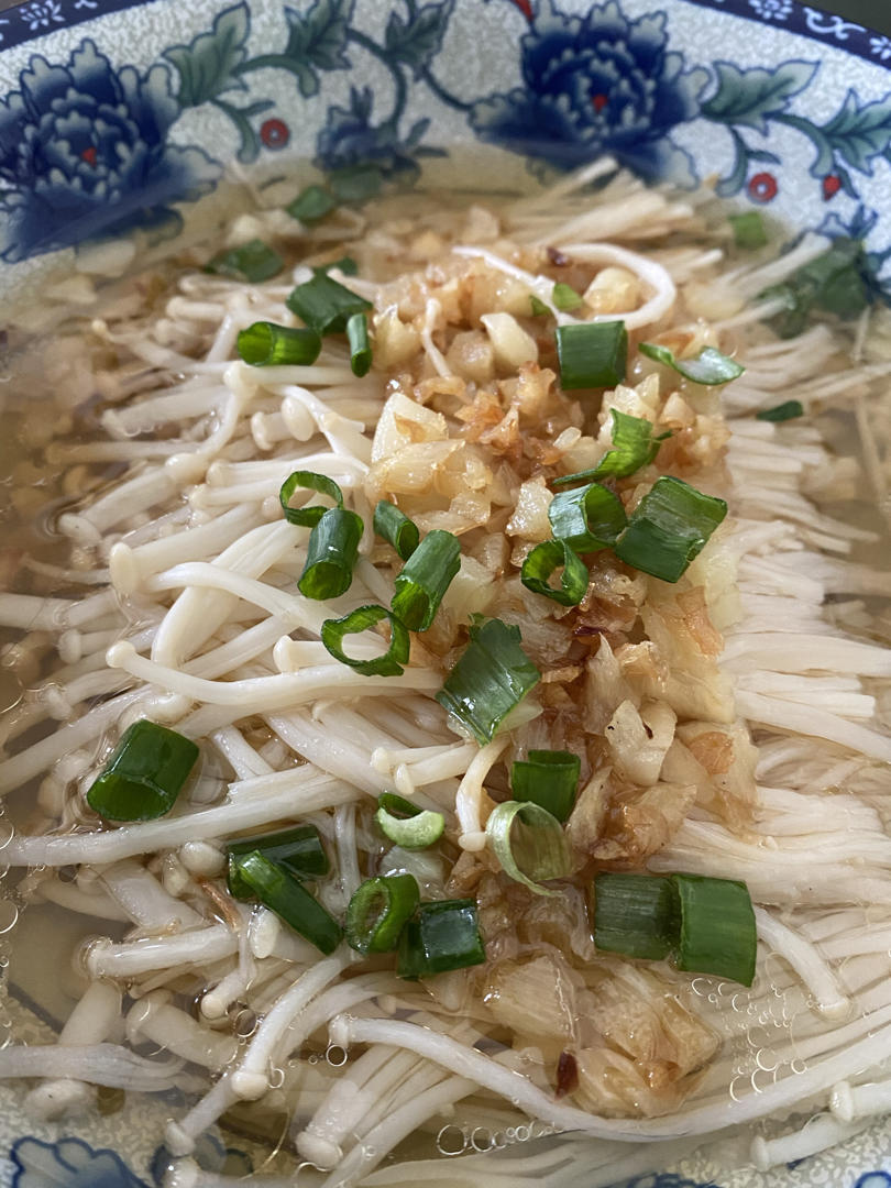 蒜蓉蒸金针菇