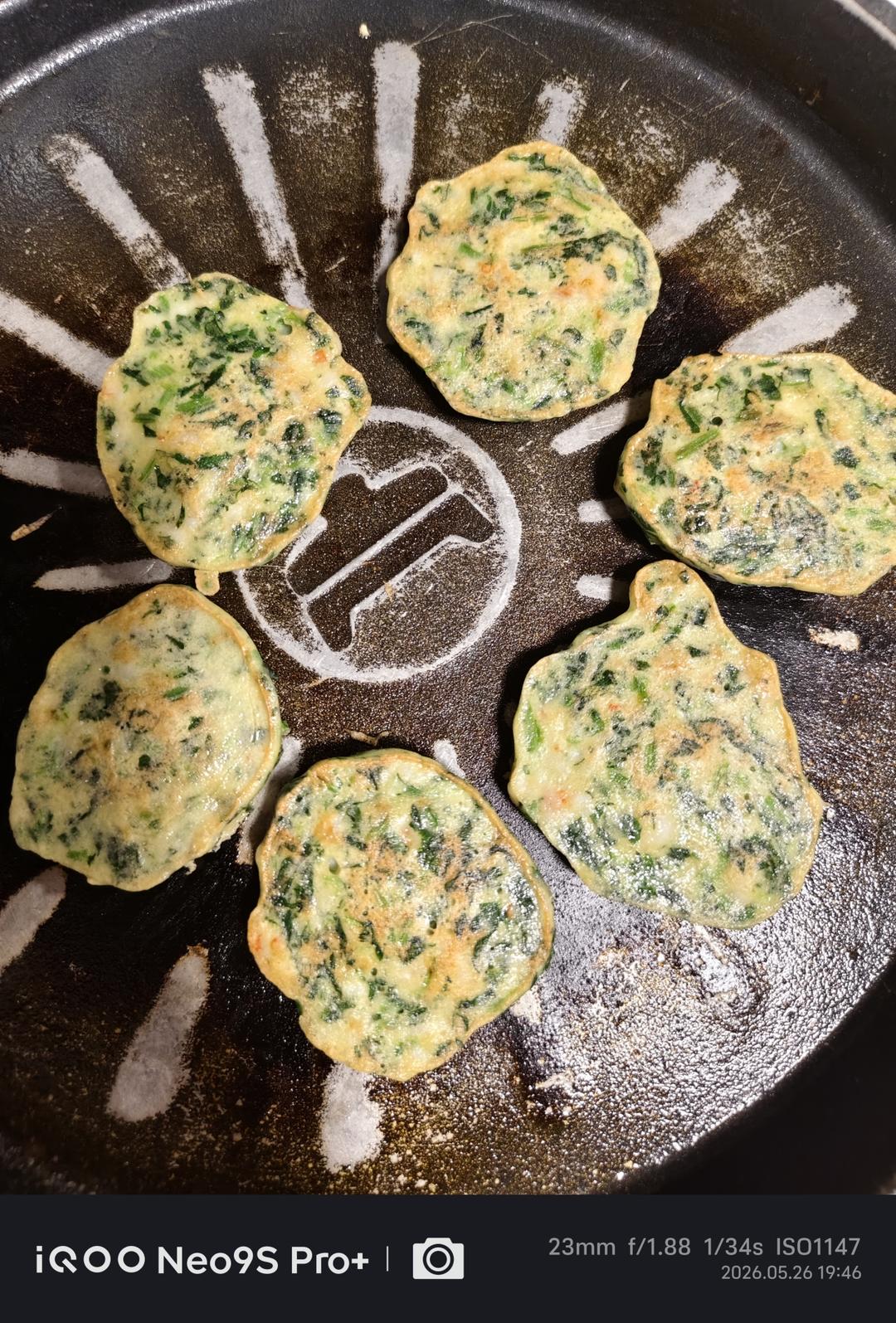菠菜虾仁饼(可当一岁宝宝辅食)
