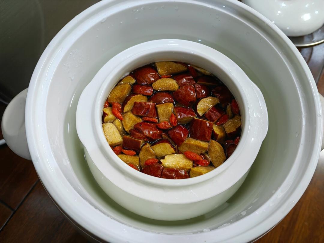 北芪党参当归红枣杞子茶