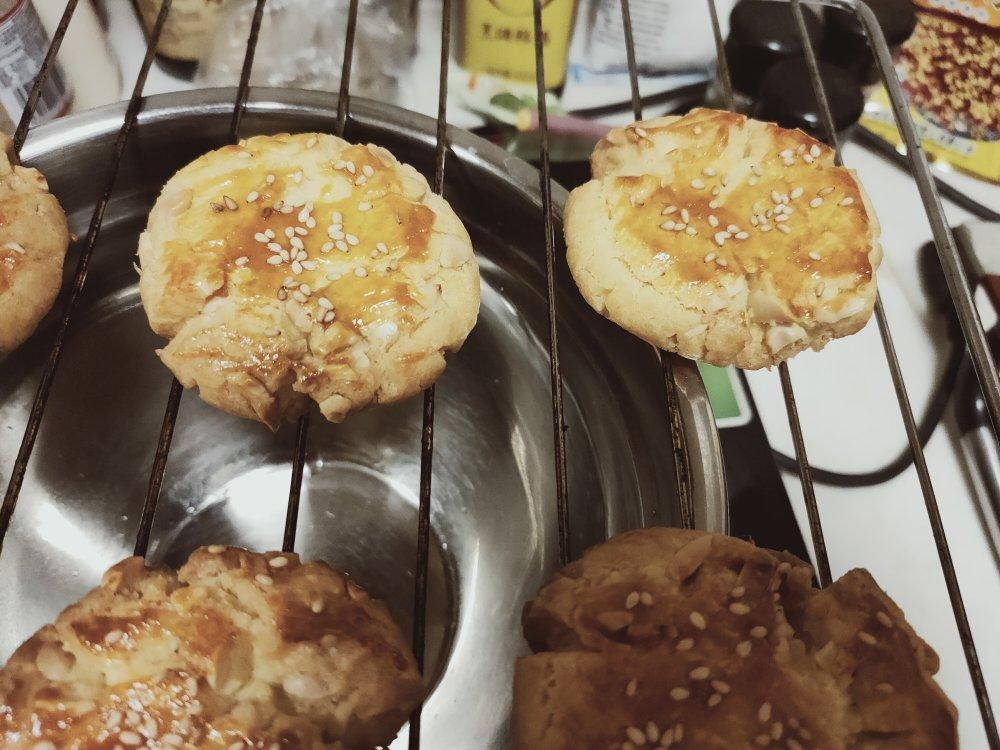 轻轻一按就碎掉的原味桃酥（不输猪油版）