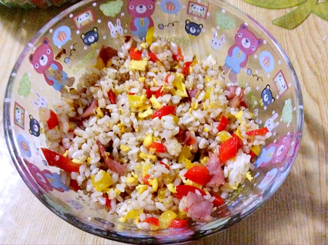 彩椒培根炒饭
