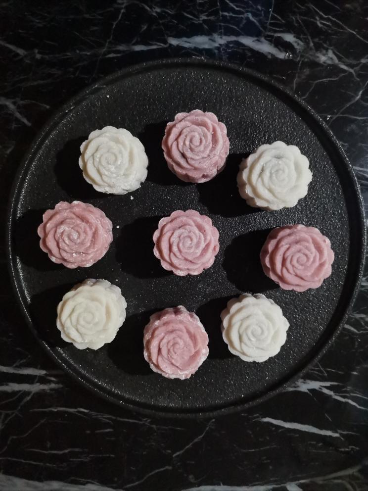 《红楼梦》菜系之枣泥山药糕 纯天然健康糕点 自创添加花生碎口感层次更丰富 附无需过筛一分钟搞定细腻山药泥的方法的做法